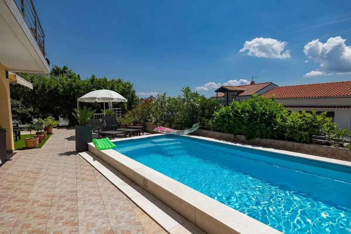 One-Bedroom Apartment Crikvenica 13 Dramalj