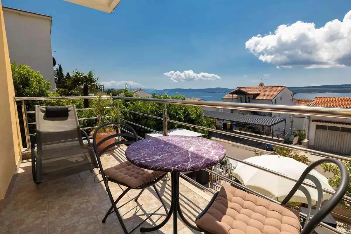 One-Bedroom Apartment Crikvenica 13 Dramalj 0*,
